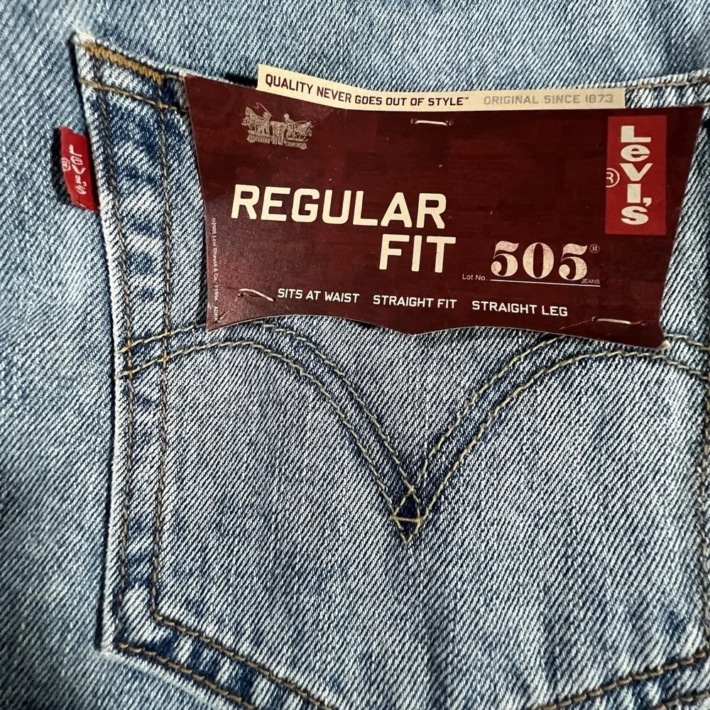 Levi's 505 Regular Fit Jeans Mens 33x30 Light Wash Blue 2007 Y2K NWT‎